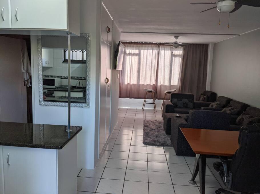 Capri24 - Modern Apartment Overlooking The Sea Amanzimtoti Extérieur photo